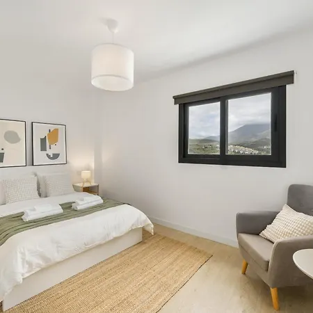 One 80 * Estepona